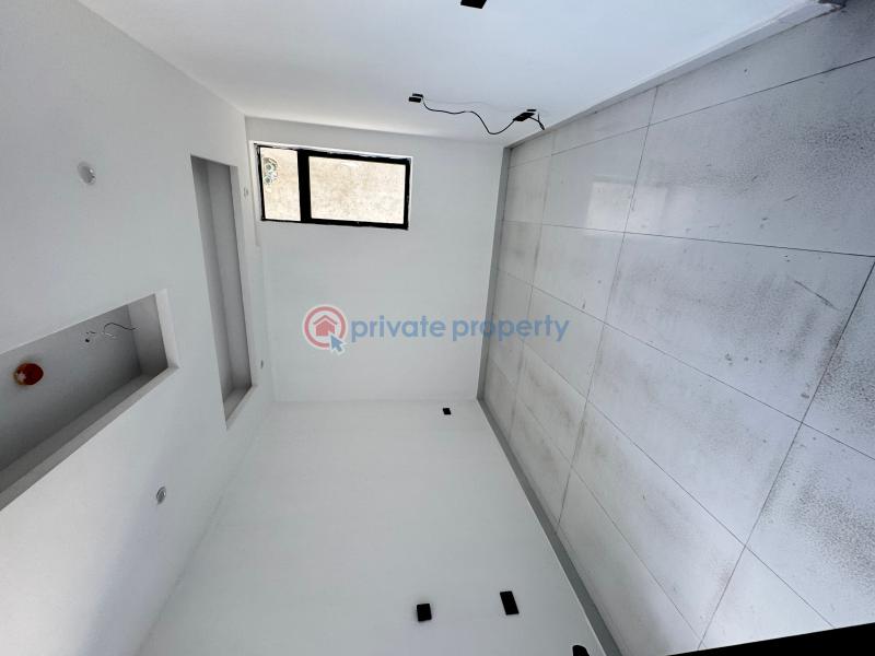 Spacious newly built 2bedroom flat with gym - 11 2 bedroom Block Of Flats For Sale Lekki Phase 1 Lagos - 11