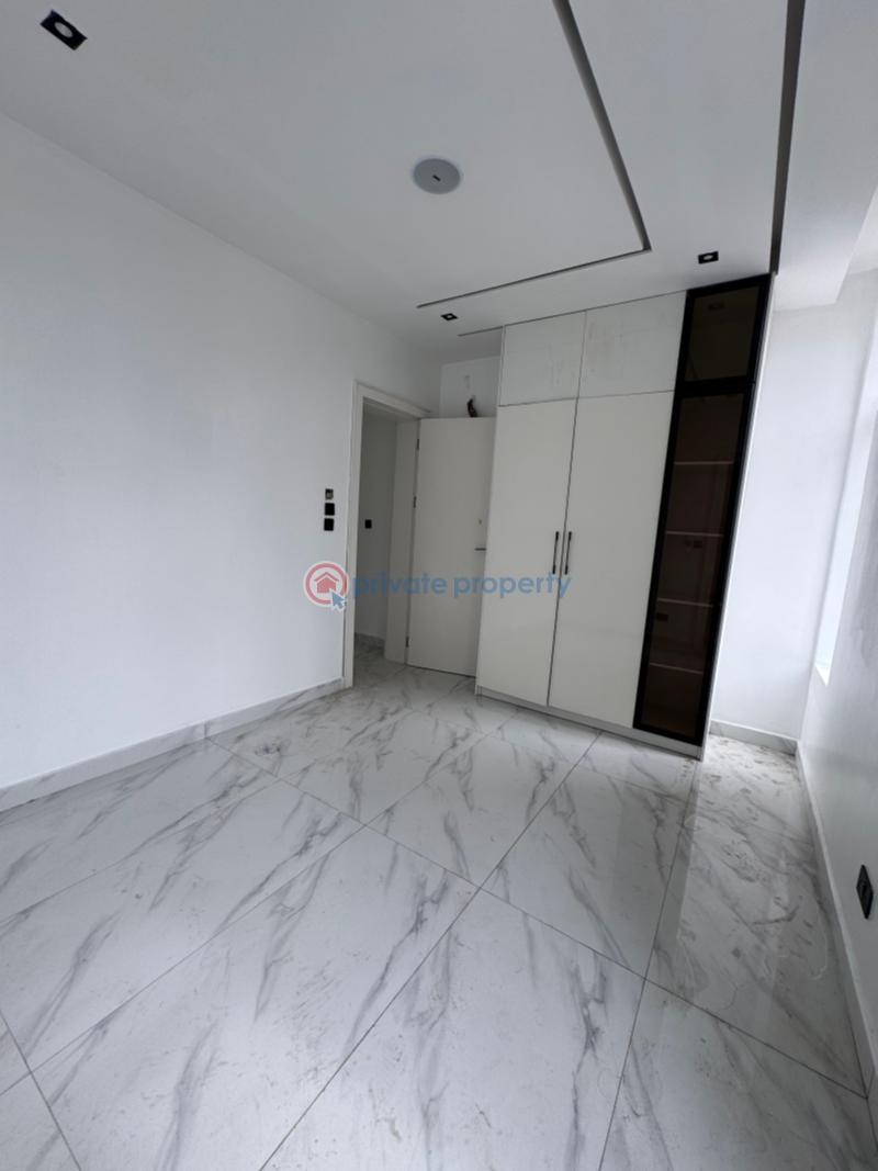 Spacious newly built 2bedroom flat with pool and gym - 8 2 bedroom Block Of Flats For Sale Lekki Phase 1 Lagos - 8