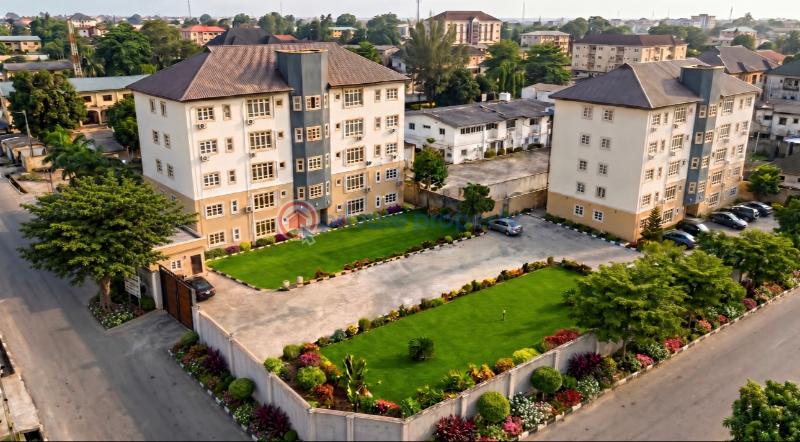 3 bedroom Block Of Flats For Sale Panti Street Yaba Lagos - 15