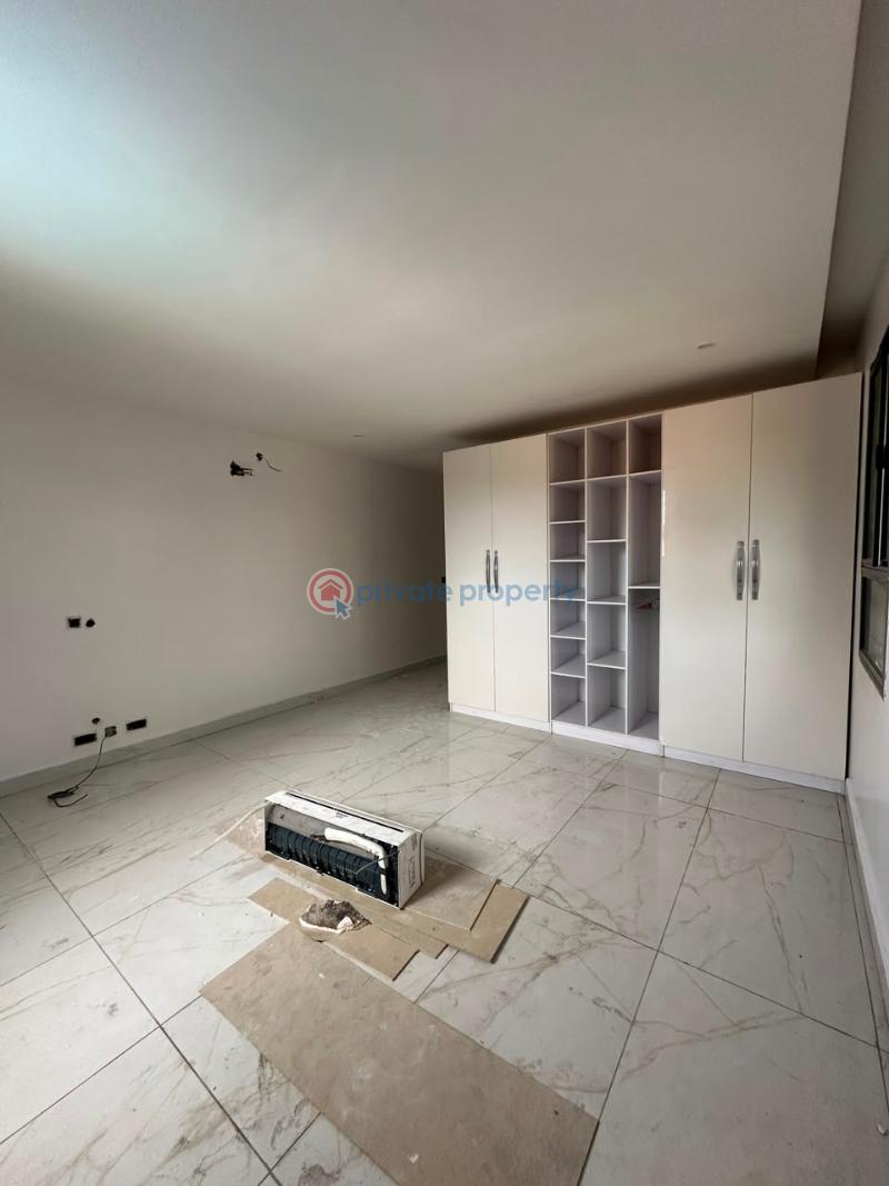 3 bedroom Shared Apartment For Sale Old Ikoyi Lagos - 11