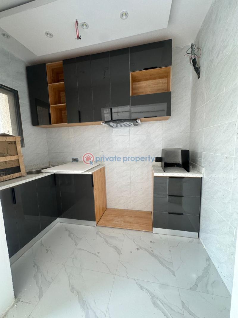 3 bedroom Shared Apartment For Rent Ikoyi Lagos - 3