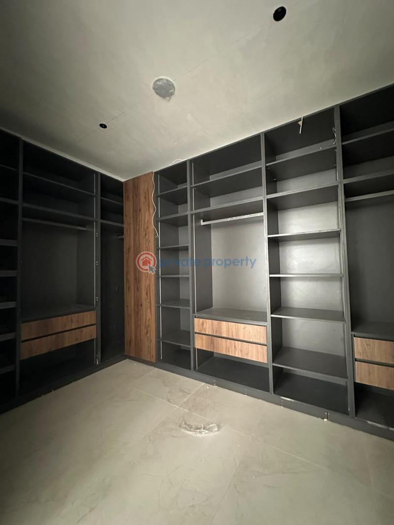 4 bedroom Shared Apartment For Sale Ikoyi Lagos - 24
