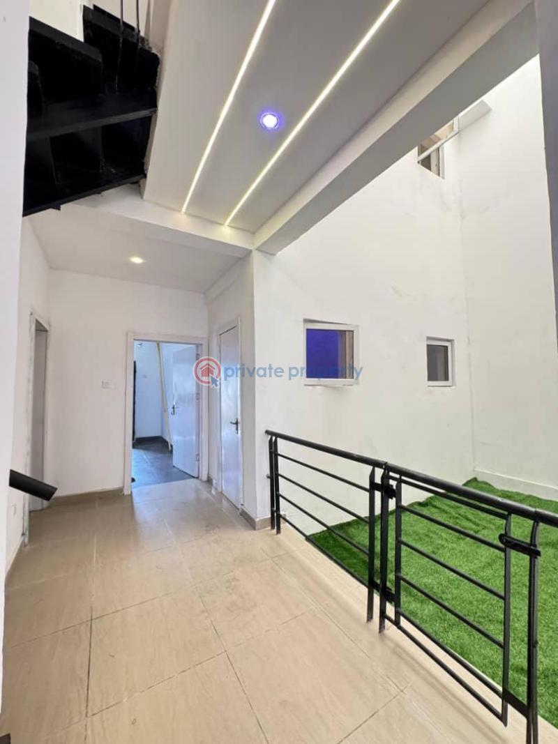 4 bedroom Terraced Duplex For Sale Lekki County Ikota Lekki Lagos - 6