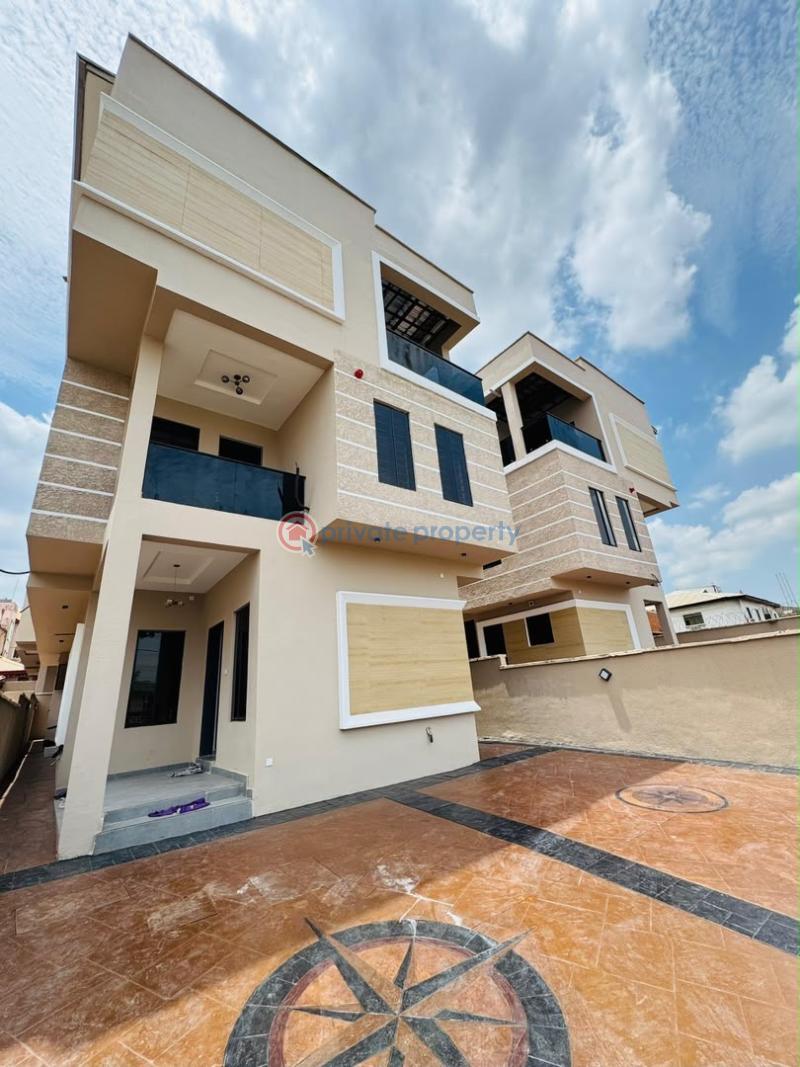 5 bedroom Detached Duplex For Sale Omole Phase 1 Ojodu Lagos - 0