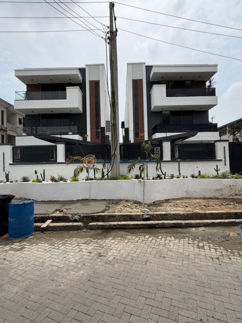 5 bedroom Detached Duplex For Sale Lekki Phase 1 Lagos - 1