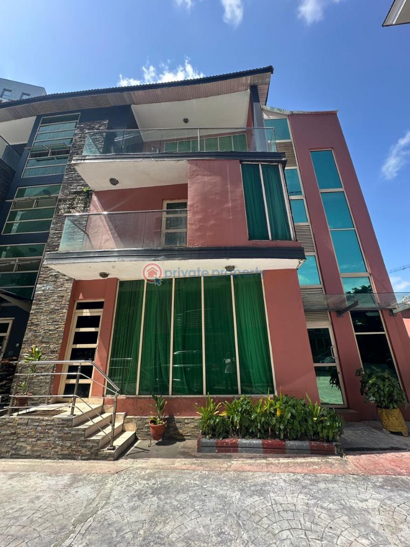 3 bedroom Shared Apartment For Rent Ikoyi Lagos - 23