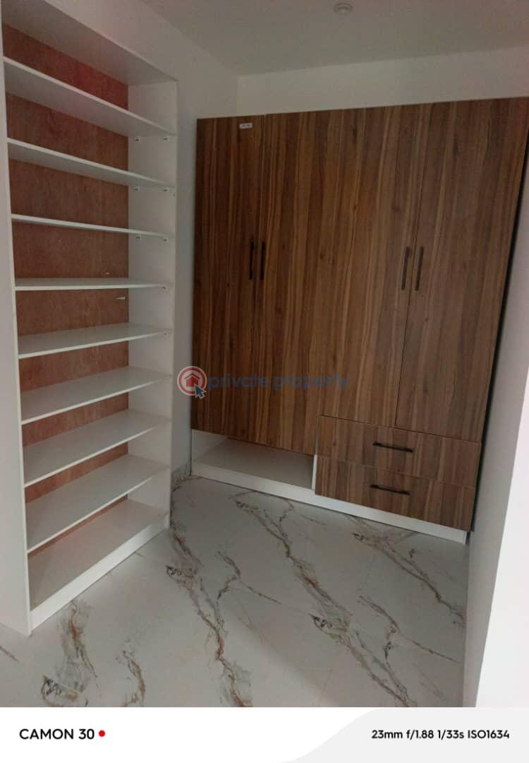 Spacious newly well built 5bedroom detach duplex with bq - 11 5 bedroom House For Sale Magodo Phase 2 Kosofe/Ikosi Lagos - 11