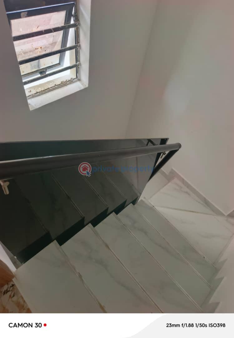 Spacious newly well built 5bedroom detach duplex with bq - 7 5 bedroom House For Sale Magodo Phase 2 Kosofe/Ikosi Lagos - 7