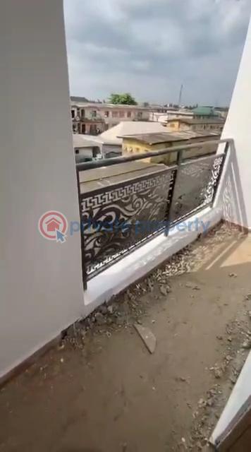 Spacious nice miniflat - 2 1 bedroom Mini Flat For Rent Onipanu Shomolu Lagos - 2