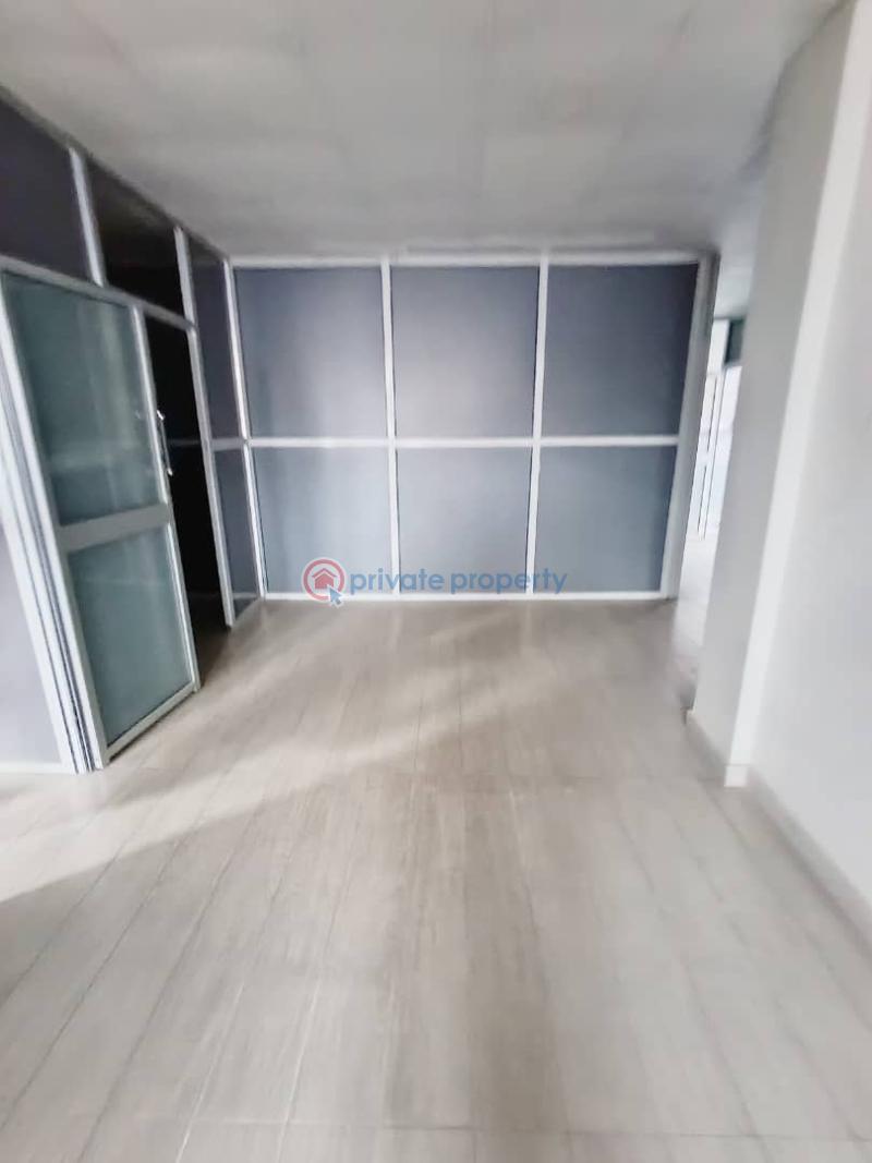 Spacious office space - 4 1 bedroom Office For Rent Lekki Phase 1 Lagos - 4