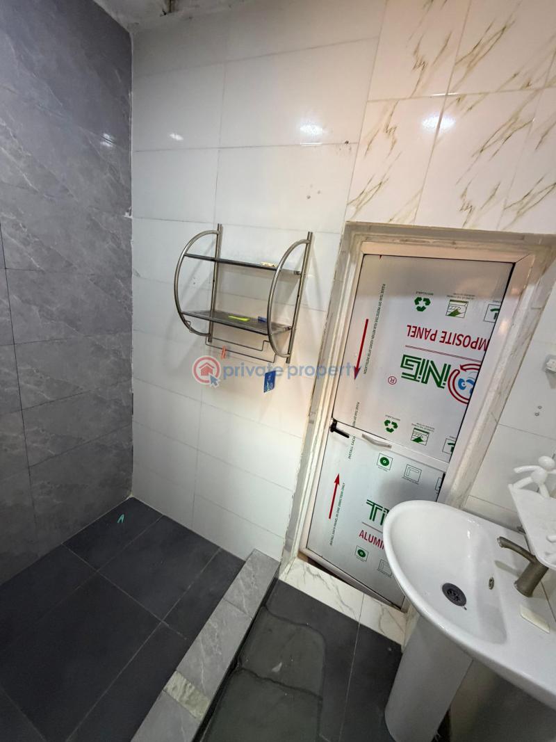 1 bedroom Mini Flat For Rent Lekki Phase 1 Lagos - 2