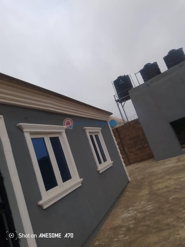 Spacious room and parlor self contain at shalom estate idi ope liberty academy road off akala express  with full pop - 5 2 bedroom Block Of Flats For Rent Liberty Academy, Akala Express Akala Express Ibadan Oyo - 5