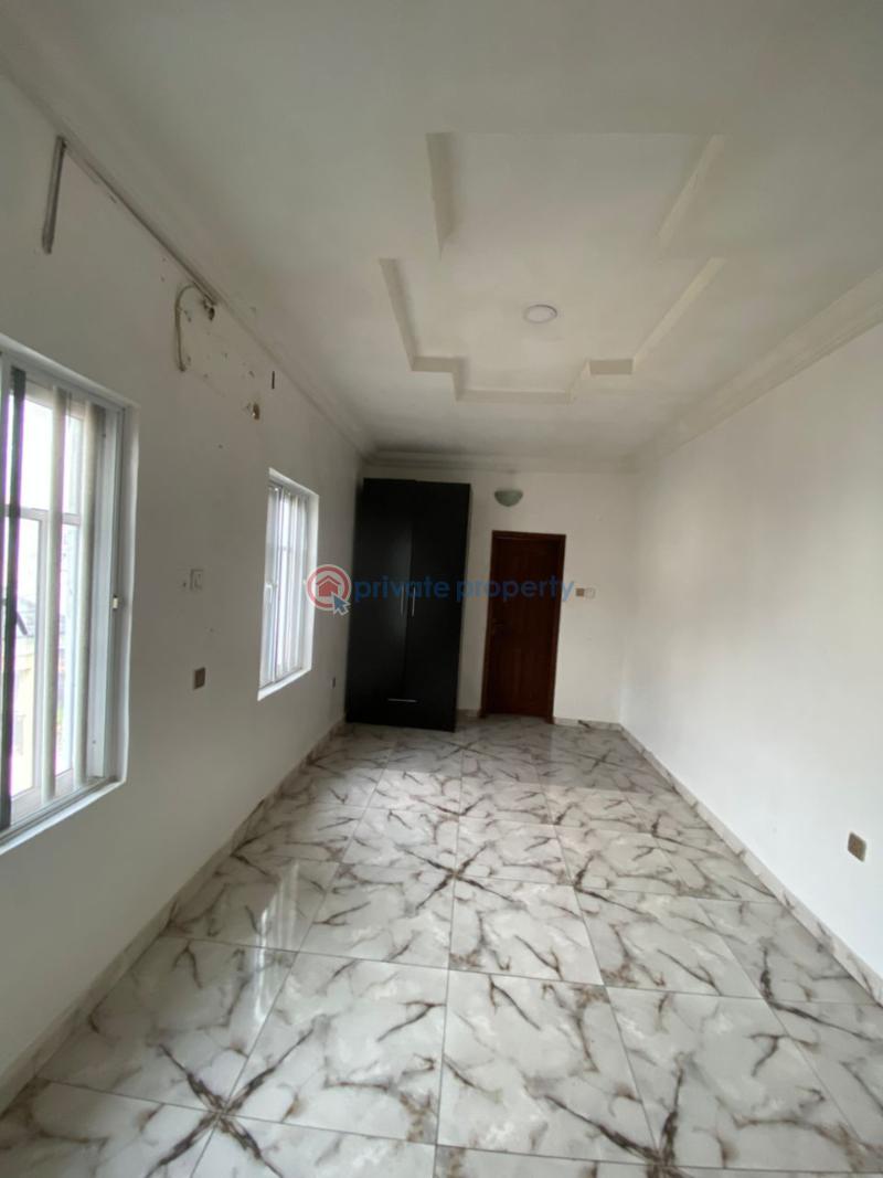 1 bedroom Mini Flat For Rent Off Freedom Way Lekki Phase 1 Lagos - 4