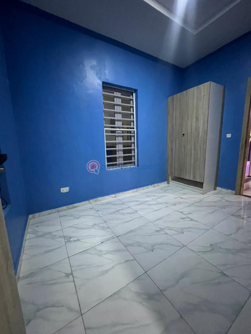 1 bedroom Shared Apartment For Rent Close To Igboefon Bus Stop Idado Lekki Lagos