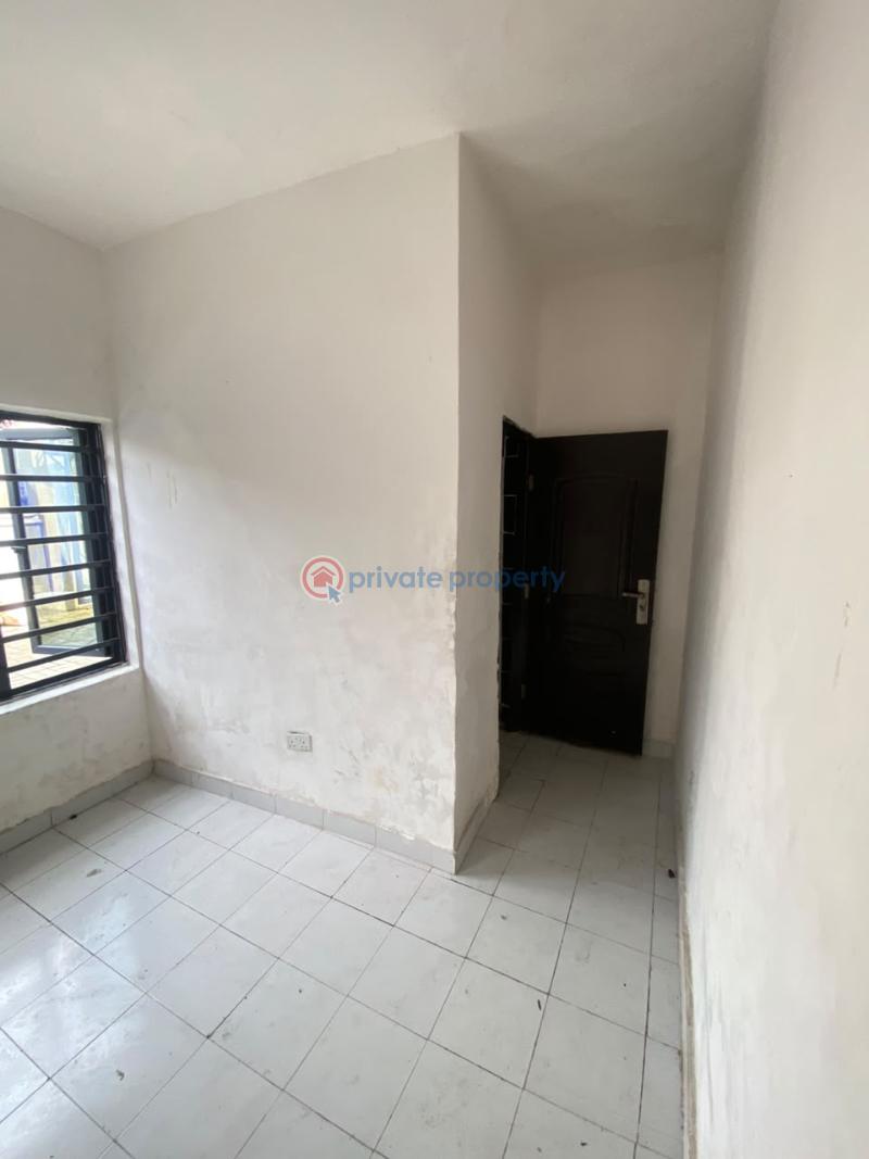 Room or Boys Quarter For Rent Osapa London Lekki Lagos - 5