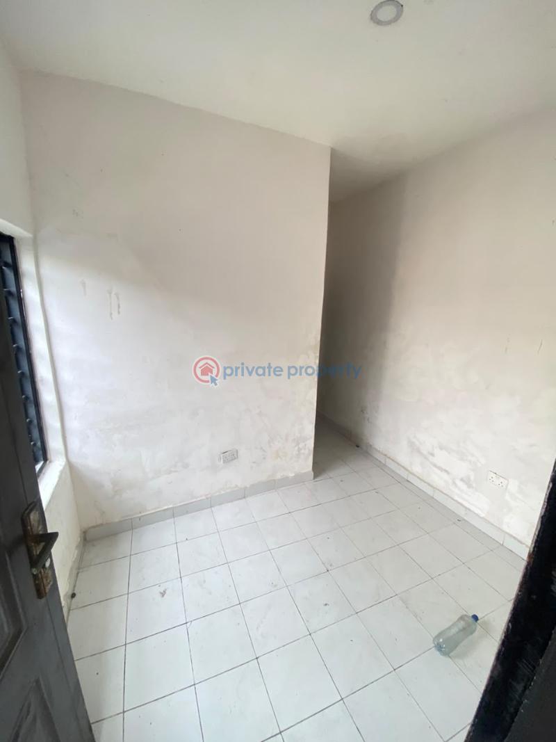 Room or Boys Quarter For Rent Osapa London Lekki Lagos - 1