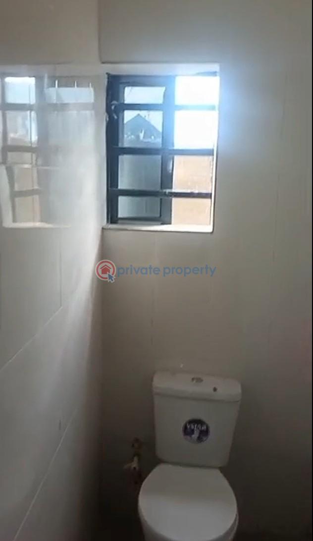 1 bedroom Self Contain For Rent Yaba Lagos - 4