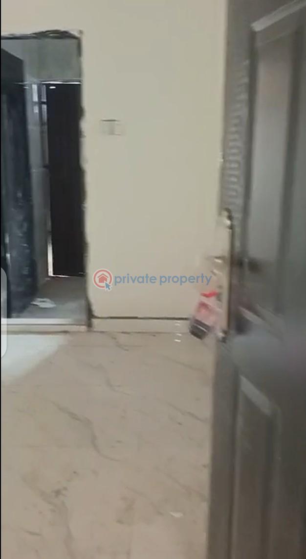 1 bedroom Self Contain For Rent Yaba Lagos - 1