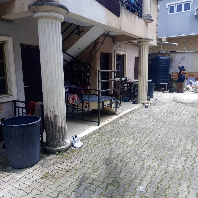 Self Contain For Rent Platinum Way Jakande Lekki Lagos - 0