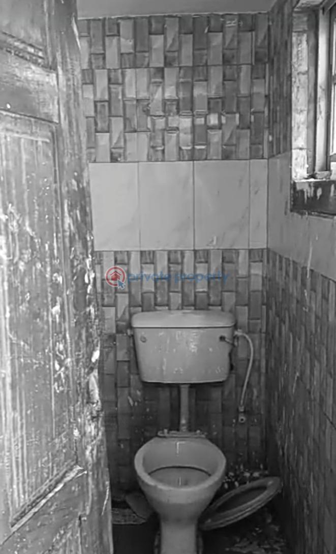 1 bedroom Self Contain For Rent Before Round About Orchid Road Lekki Lagos - 5