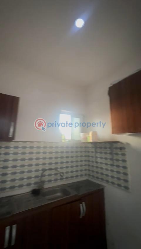 1 bedroom Self Contain For Rent Akoka Yaba Lagos - 2