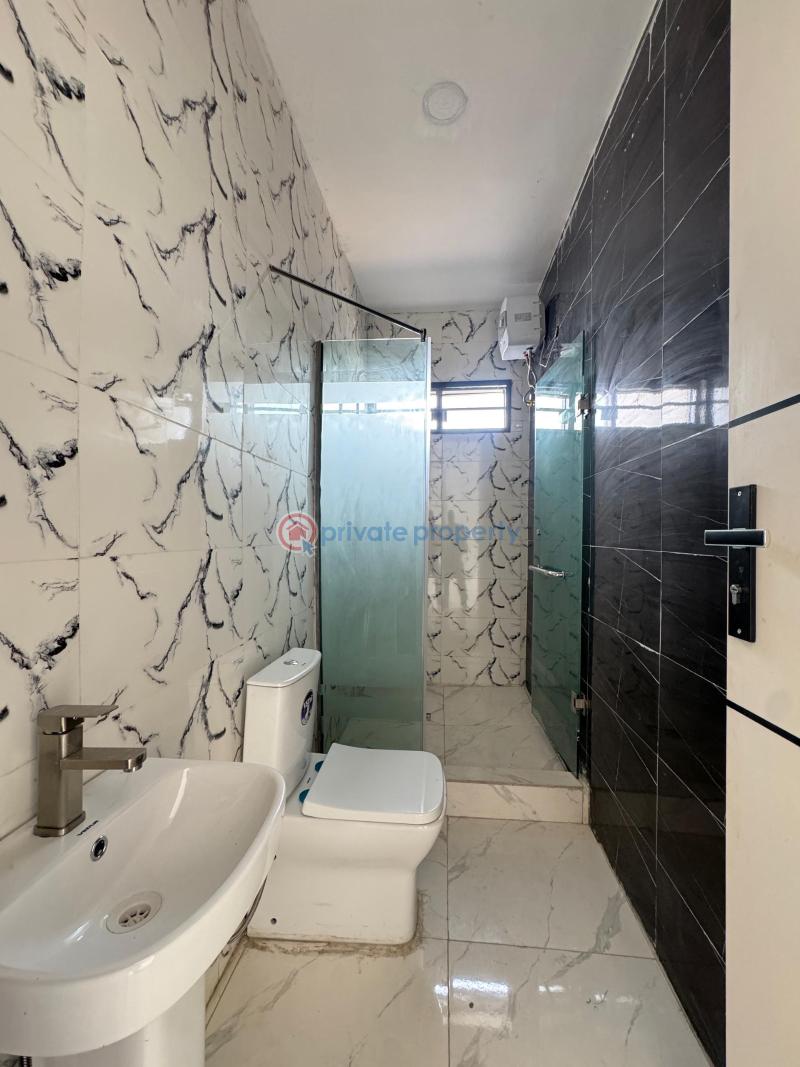 Spacious self compound 3 bedroom terraced duplex . - 9 3 bedroom Terrace For Sale Ikota Lekki Lagos - 9