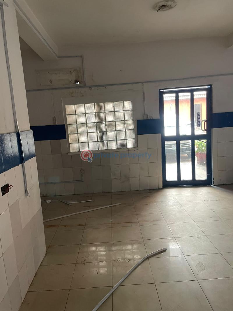 1 bedroom Self Contain For Rent Off Mobil Road Ilaje Ajah Lagos