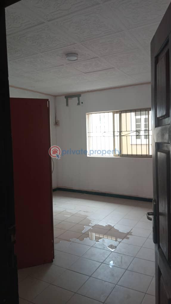 1 bedroom Self Contain For Rent Off Emma Abimbola Lekki Phase 1 Lagos - 3