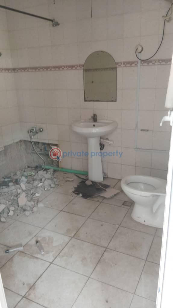 1 bedroom Self Contain For Rent Off Emma Abimbola Street Lekki Phase 1 Lagos - 3