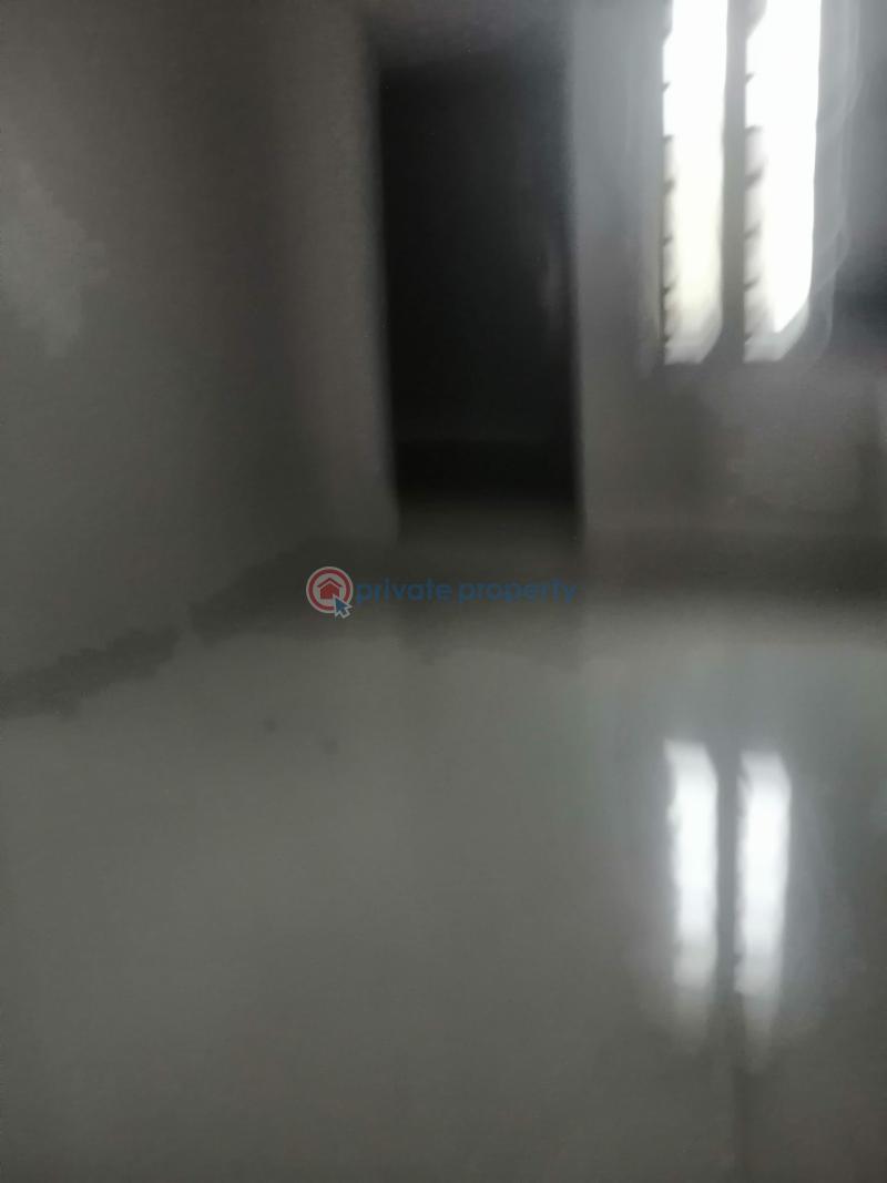 1 bedroom Self Contain For Rent Off Alasia Bus Stop Okera Nla Ajah Lagos