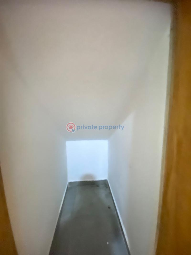 1 bedroom Self Contain For Rent Approximate To Freedom Way Ikate Elegushi Lekki Lagos - 3