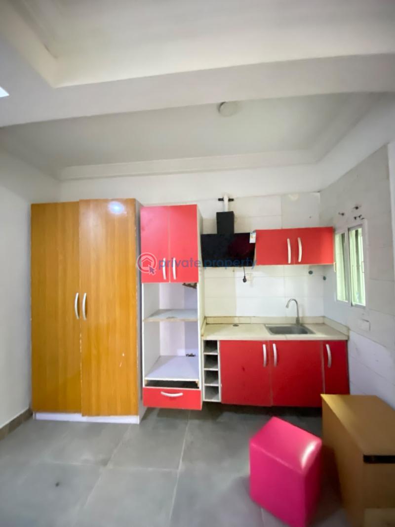 1 bedroom Self Contain For Rent Approximate To Freedom Way Ikate Elegushi Lekki Lagos - 2
