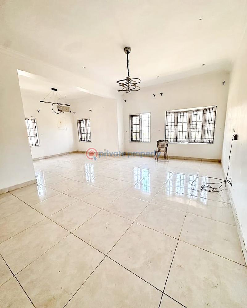 Spacious self service 3-bedroom terrace duplex - 6 3 bedroom Terraced Duplex For Rent Ikate Elegushi Lekki Lagos - 6