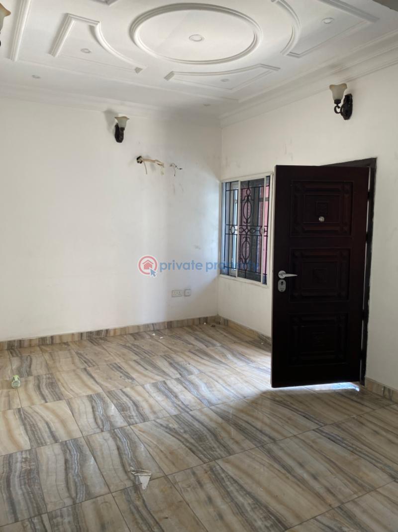 4 bedroom Terraced Duplex For Rent In A Secured Estate Off Freedom Way Ikate Lekki Phase 1 Lagos - 20