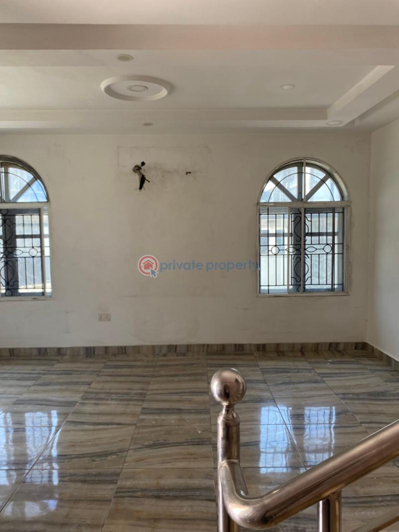 4 bedroom Terraced Duplex For Rent In A Secured Estate Off Freedom Way Ikate Lekki Phase 1 Lagos - 1