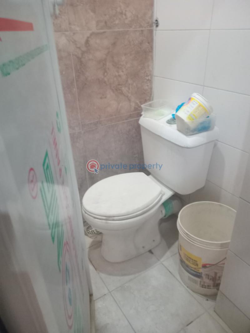 Self Contain For Rent Off Admiralty Way Lekki Phase 1 Lagos - 4