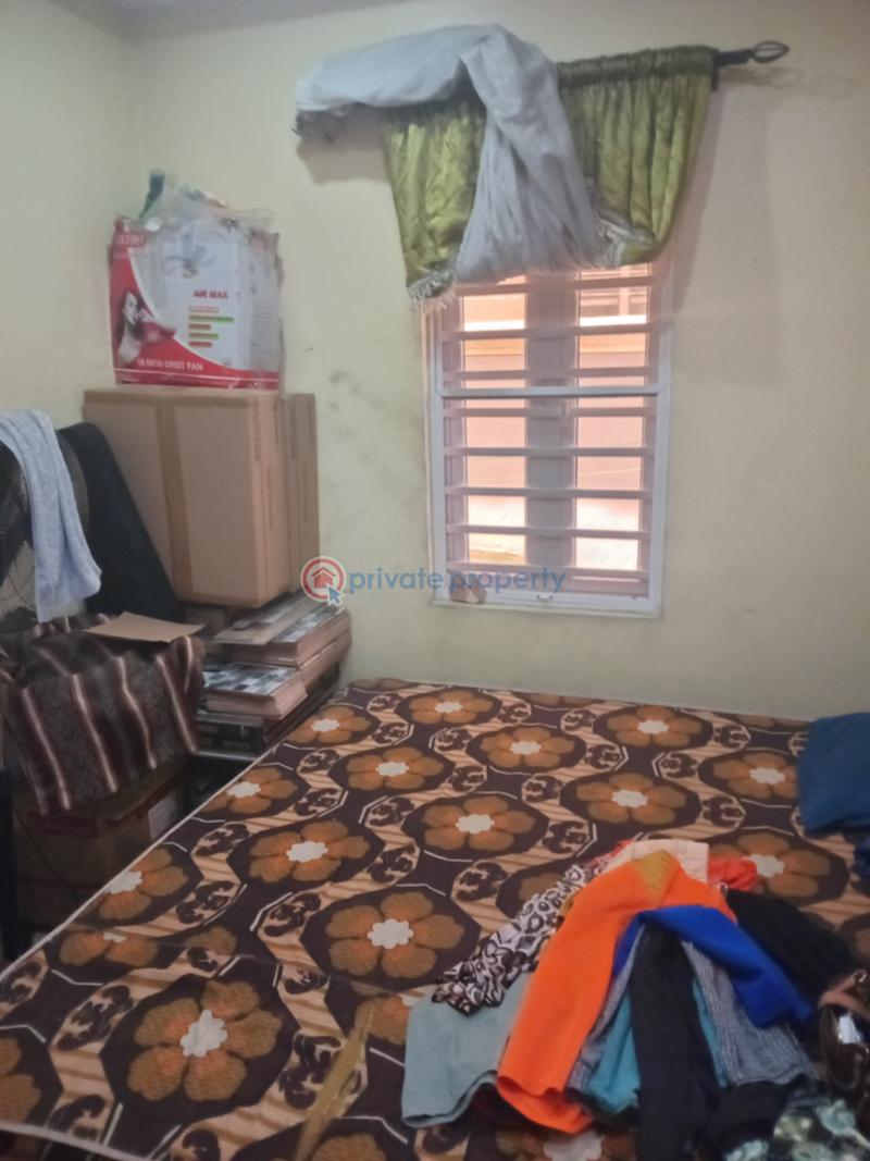 Self Contain For Rent Off Admiralty Way Lekki Phase 1 Lagos - 3