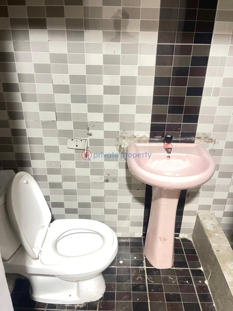 1 bedroom Self Contain For Rent Ikate Elegushi Lekki Lagos - 3
