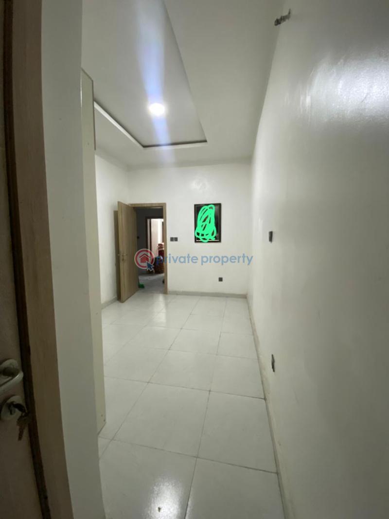 Spacious semi-master’s bedroom - 6 1 bedroom Shared Apartment For Rent Ikota Lekki Lagos - 6