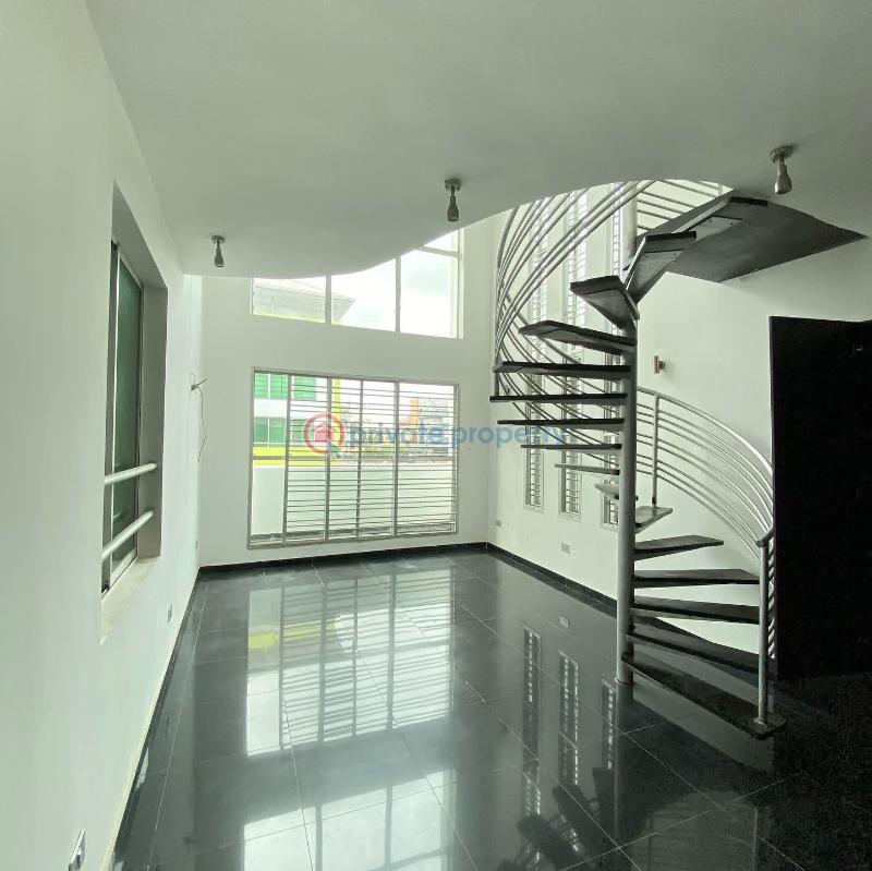 Spacious  serviced 4 bedroom terrace house - 15 4 bedroom Terraced Duplex For Rent Lekki Phase 1 Lagos - 15