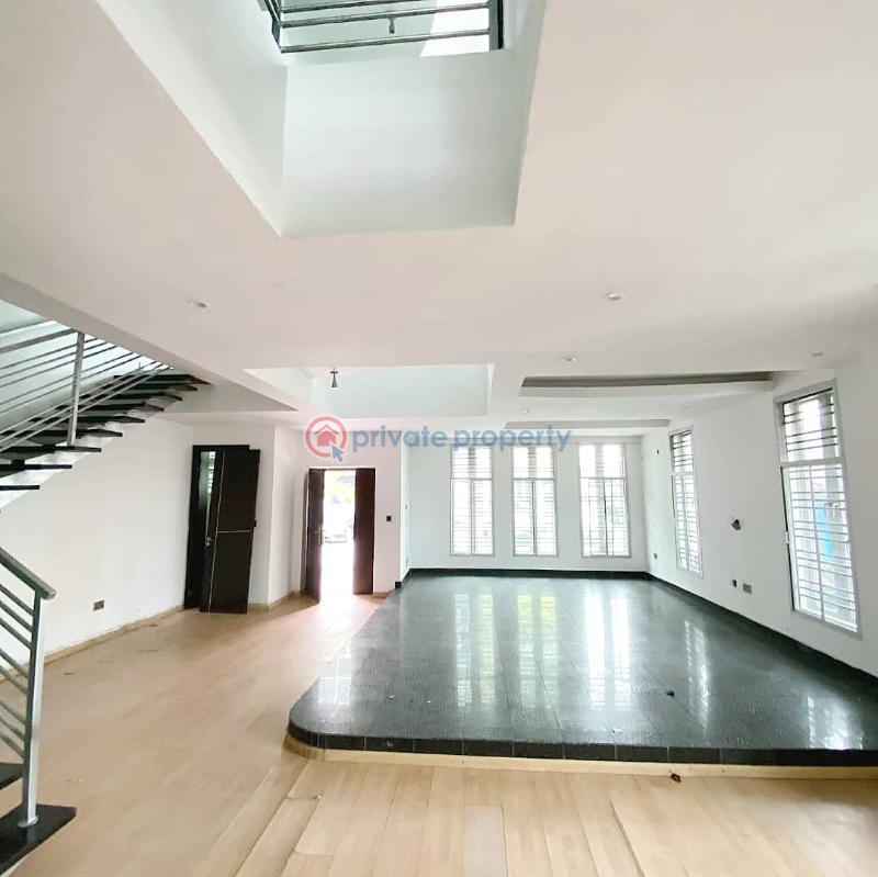 Spacious  serviced 4 bedroom terrace house - 6 4 bedroom Terraced Duplex For Rent Lekki Phase 1 Lagos - 6