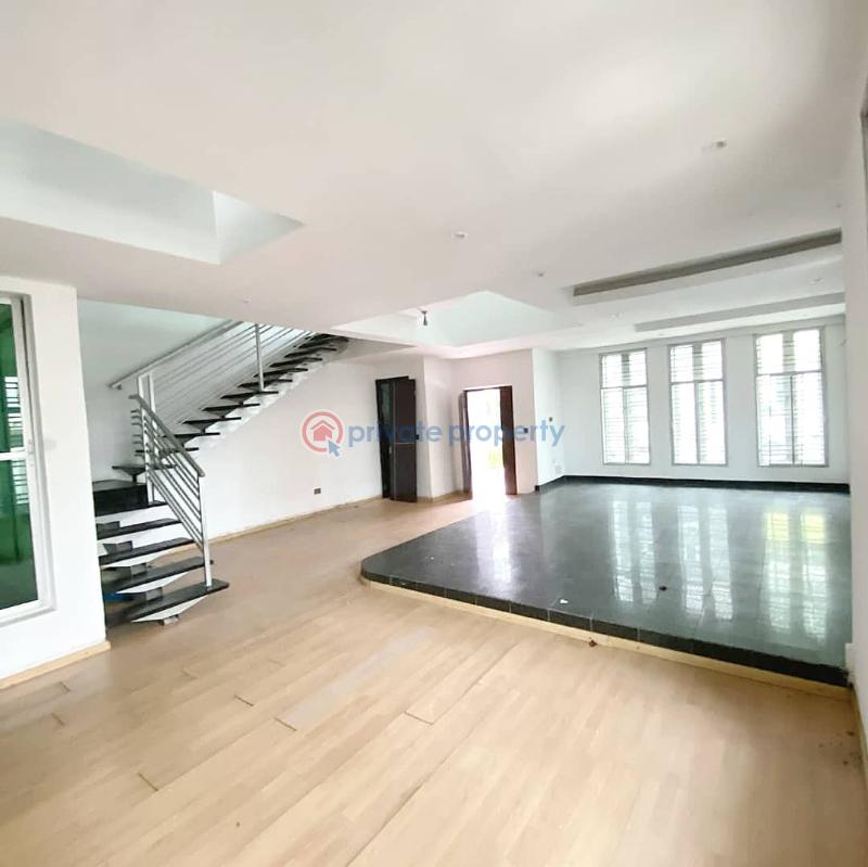 Spacious  serviced 4 bedroom terrace house - 5 4 bedroom Terraced Duplex For Rent Lekki Phase 1 Lagos - 5