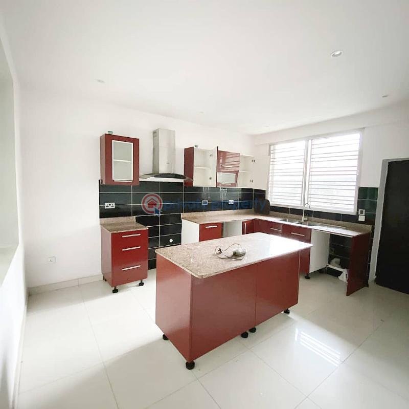 Spacious  serviced 4 bedroom terrace house - 4 4 bedroom Terraced Duplex For Rent Lekki Phase 1 Lagos - 4