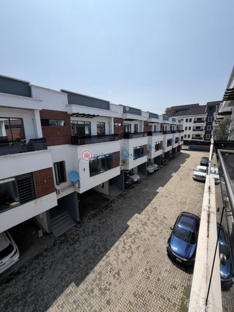 4 bedroom Terraced Duplex For Rent Ologolo Lekki Lagos - 13