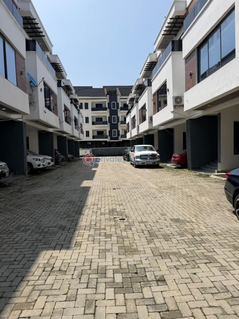 4 bedroom Terraced Duplex For Rent Ologolo Lekki Lagos - 1
