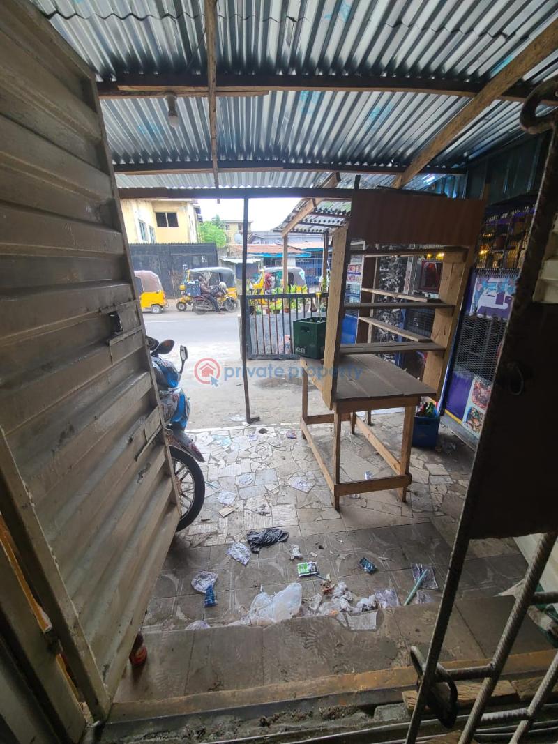 Shop For Rent Morocco Road Fadeyi Shomolu Lagos - 4