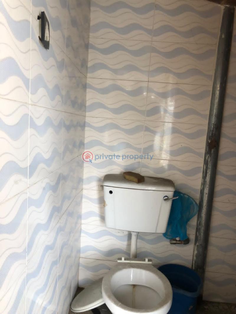 Shop For Rent Admiralty Way Lekki Phase 1 Lagos - 5