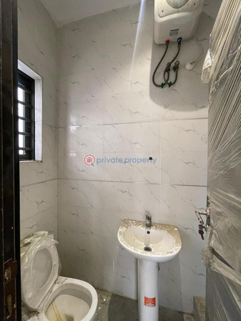 1 bedroom Shared Apartment For Rent Ologolo Lekki Lagos - 1