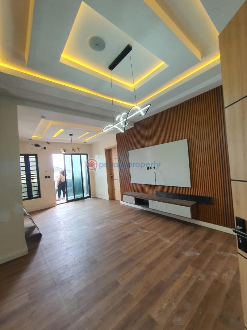 2 bedroom Block Of Flats For Rent Ilasan, Ikate Ikate Elegushi Lekki Lagos - 1