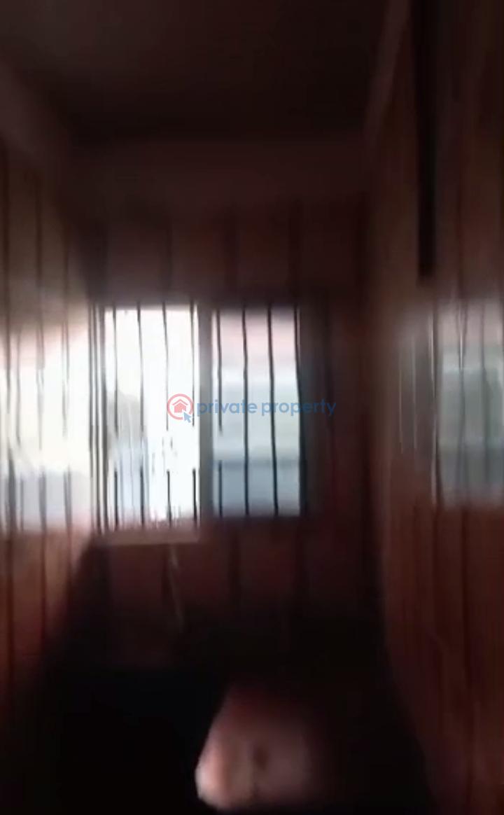 1 bedroom Self Contain For Rent Off Aborishade Lawanson Surulere Lagos - 10